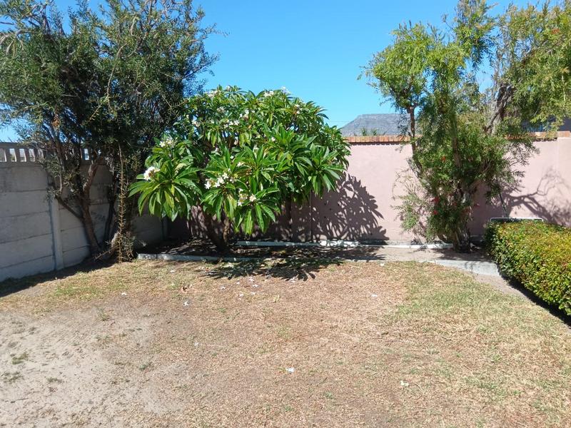 3 Bedroom Property for Sale in Heathfield Western Cape